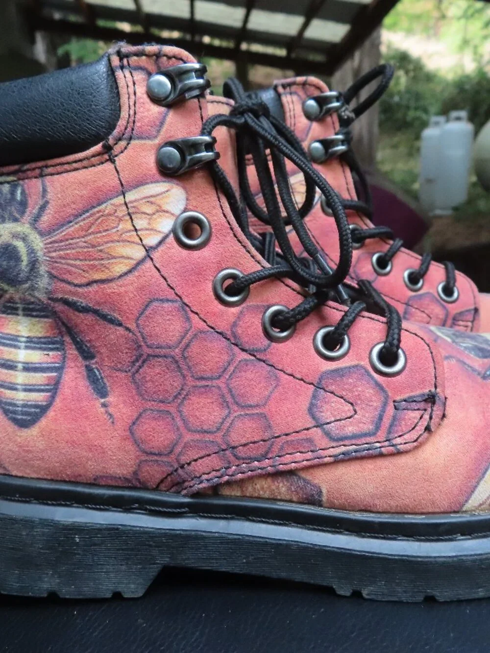 Bee Boots